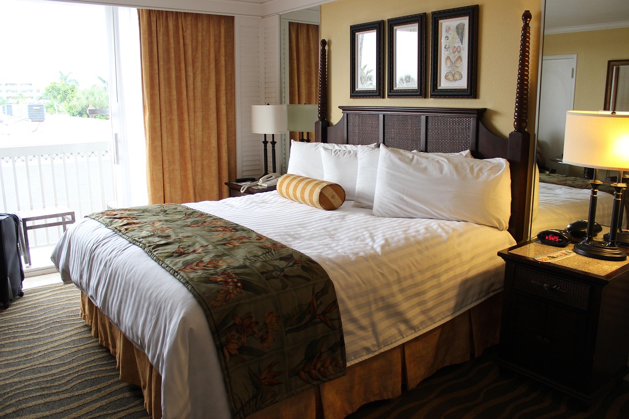 hotelroom, guestroom, florida, hotel, bed, travel, tourist, destination, south, night-table, window, drapes, brown travel, brown window, brown night, brown table, brown bed, brown hotel, hotelroom, hotelroom, hotelroom, hotelroom, hotelroom, guestroom, hotel, hotel